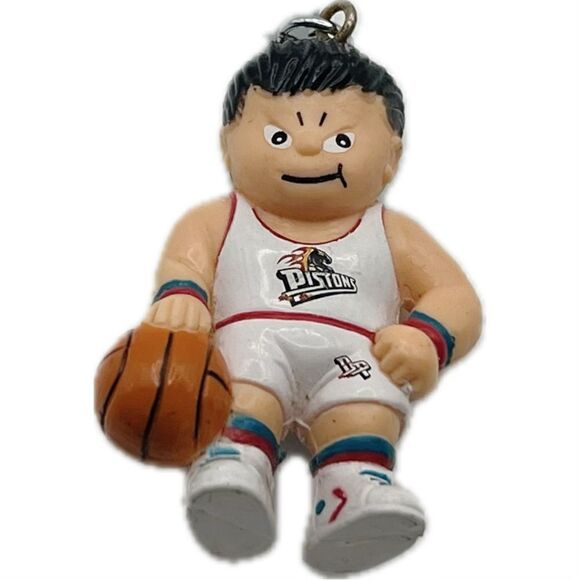 Vintage Detroit Pistons basketball keychain, figuring - Picture 1 of 4